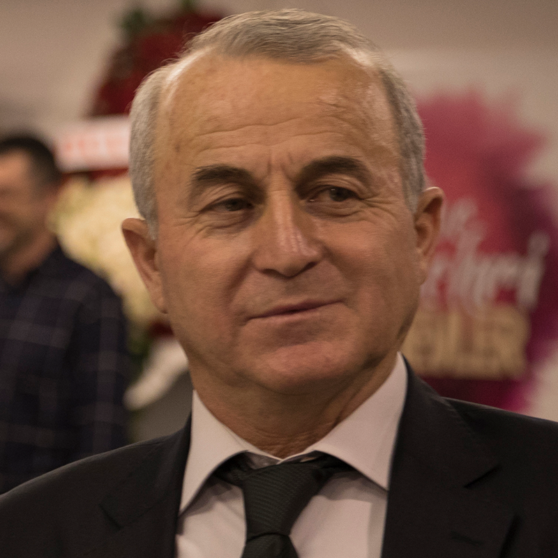 Yemuz Bayazıt portresi